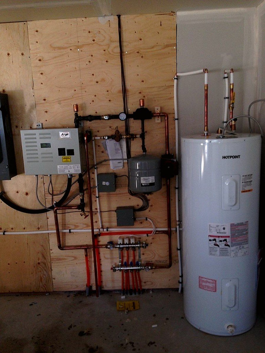 Hydronic heating & DHW
