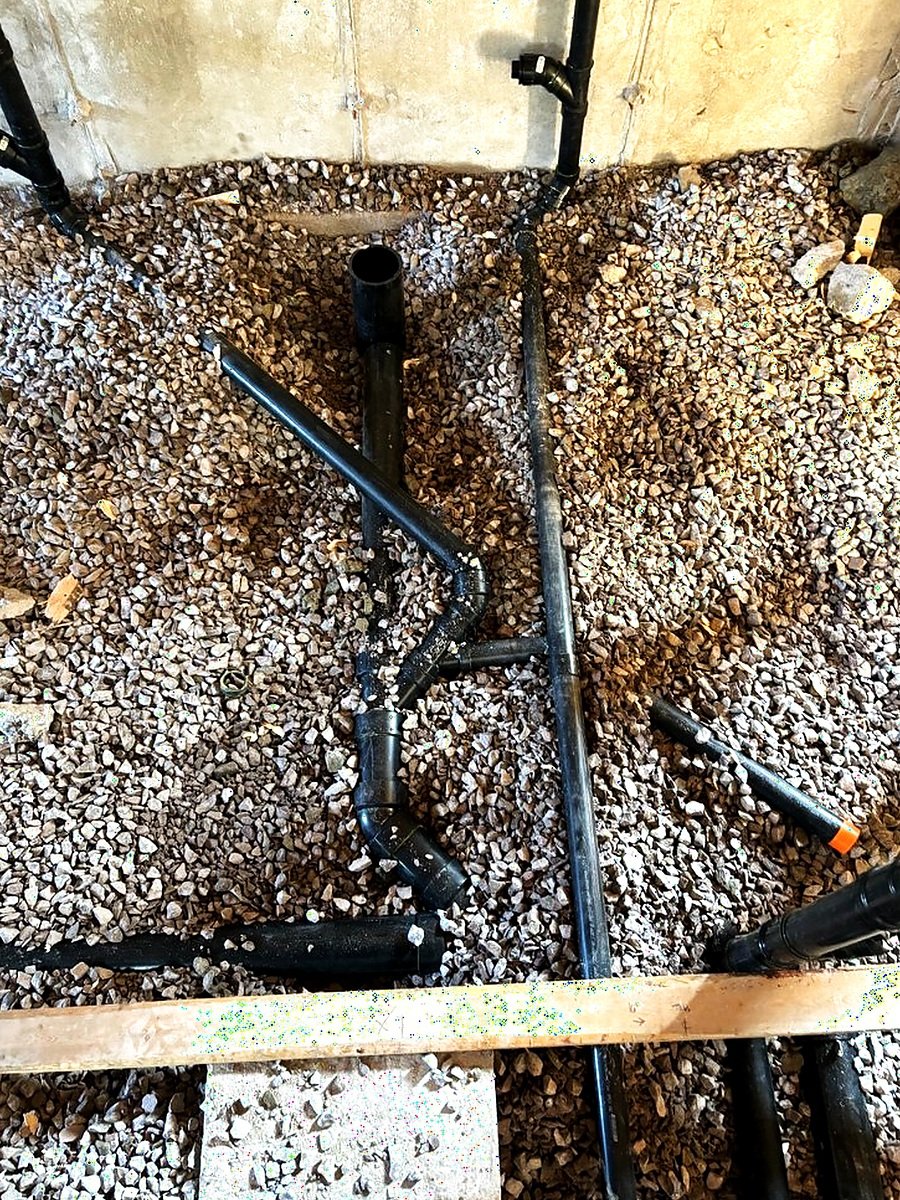 Under-slab drain branches
