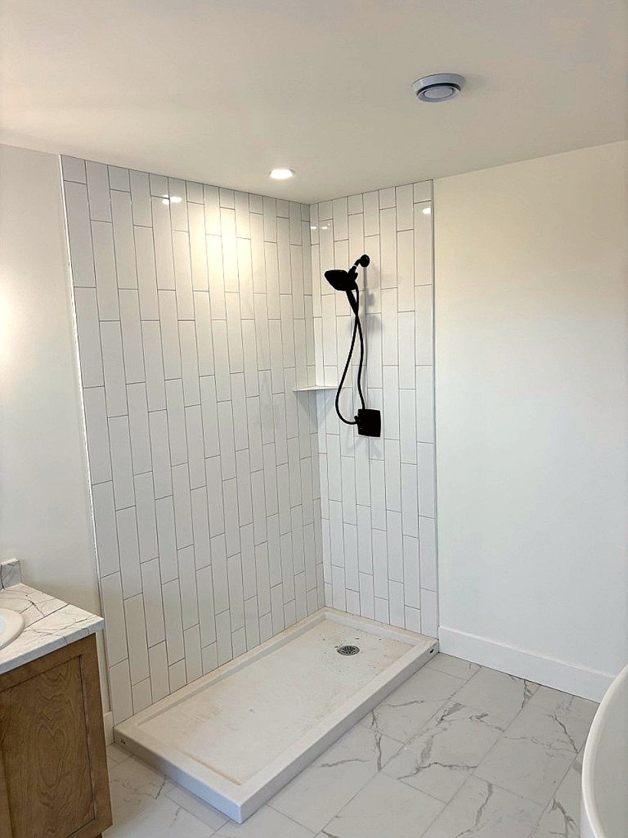 Modern tiled walk-in shower